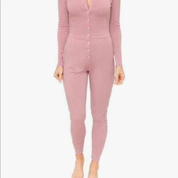 NWOT Privilege Sleep by Priv Onesie Romper Sz S Light Mauve Pink Buttery Soft - Picture 4 of 4